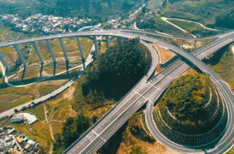 建水至個舊段高速公路正式通車，電動葫蘆破解吊運難題